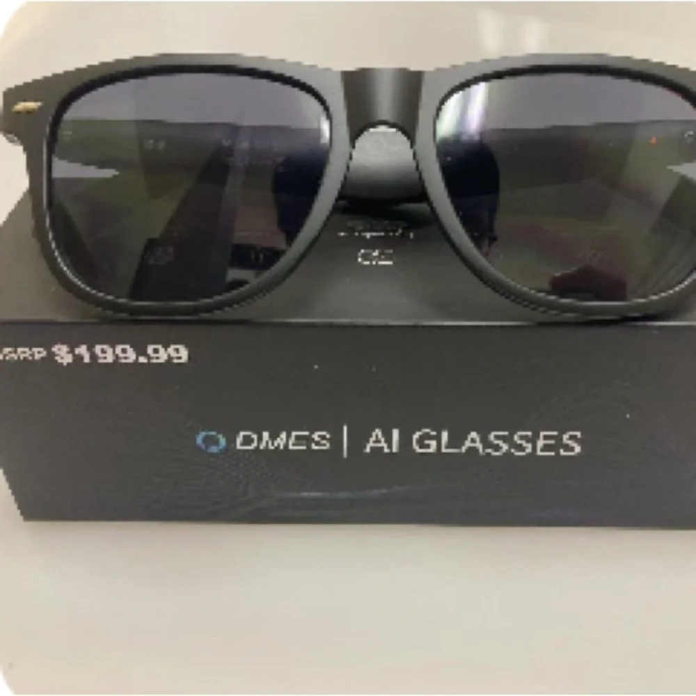 NIB- Handsfree Phone  DMES AI SMART SUNGLASSES Black frames, UV lens